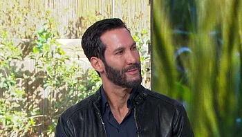 "אני לא בורח מהישראליות שלי - אבל אני מייצג ישראליות אחרת"