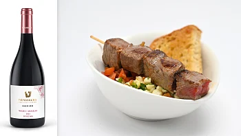 זה היין שהכי מתאים לשיפודי הסינטה של אלכס קרנבלה