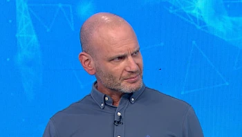 החלפת מפרק כתף בגיל מבוגר