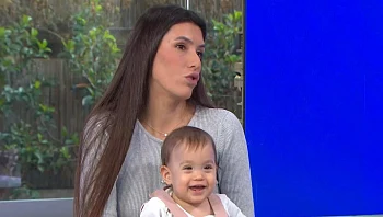 כמעט מתה בחדר הלידה - ושרדה כדי לספר: "כאילו ישנתי וקמתי"