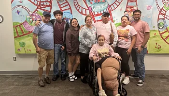 רופאים הסירו רגל במשקל 80 ק"ג מגופה של בת 14