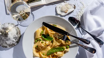 המוסד התל אביבי משיק בראנץ' חדש – שיהיה פעיל רק בסופי שבוע