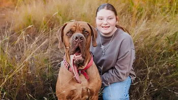 שבר שיא גינס - גם של בני אדם: הכלב עם הלשון הכי ארוכה בעולם