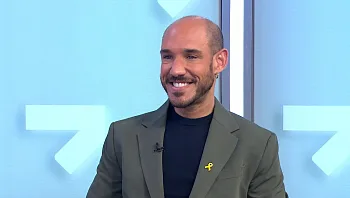 מתיחת פנים נוזלית