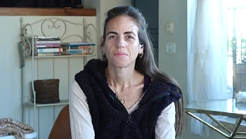 "החיים חזקים וממשיכים": אלמנתו של שגיא מור על החיים בצל האובדן