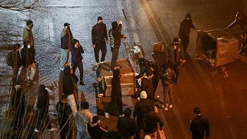 המשטרה - והבסיג': הדמויות מאחורי דיכוי המחאות באיראן