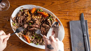 המסעדה העכואית שמוכיחה שמטבח לבנטיני כשר יכול להיות נהדר