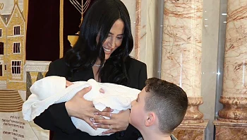 "מרגישים את הפער": בר כהן חושפת את הקושי של ליאו עם האח החדש