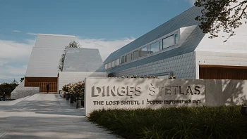 מוזיאון "העיירה האבודה" נפתח במדינה שתומכת בישראל