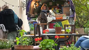 עגלת הקפה הראשונה בקריית שמונה