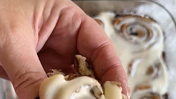 כך תכינו את הבצק המושלם לסינבון מושחת