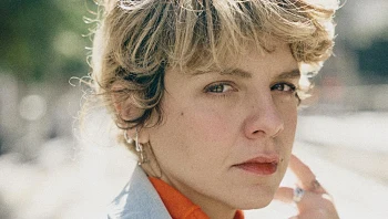 המוזיקאית שמה את כל הקלפים שלה על השולחן: "זה לא עובד, מודה"