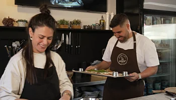 מתכונים לטוסט המושלם של קובי אדרי ותהילה עמר