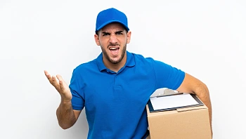 קיבל את המשלוח שהזמין מהדואר - באיחור מטורף של 16 שנה