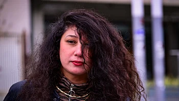 "היא הסירה את האיזולירבנד מהפה - אפשר לדבר, מבלי לחשוש"