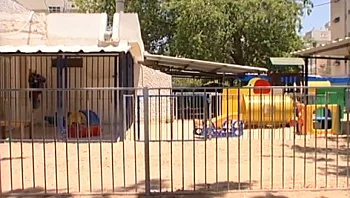 "אף אחד לא עצר אותם": פעוטות יצאו מהגן - והסתובבו ליד כביש סואן