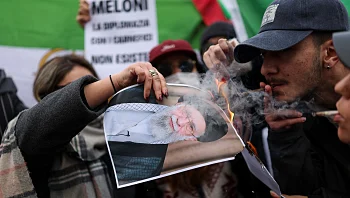 באיראן נערכים למתקפה אמריקנית: "כולם מצטיידים במזון"