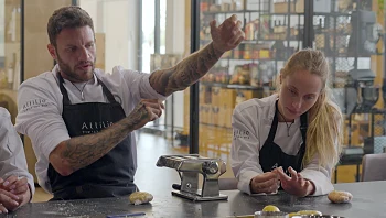 אהבה חדשה VOD | פרק 9: הסוד שהופך את הקמפינג