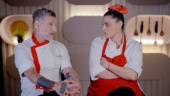 אחרי שניצלה מהדחה - ורד מתפרקת: "הם מלחיצים אותי"