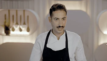 פארס משתף בזיכרון ילדות: "היא מנסה לאכול ואני רואה אותה סובלת"