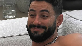 "לא הייתי אמורה לעשות את זה לידו?": מה גרם לדביר להישאר בהלם?