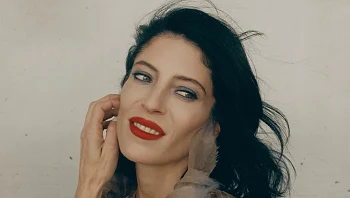 אפרת גוש חושפת מאבק קשה בהתמכרות: "יום אחד אהיה מאושרת"