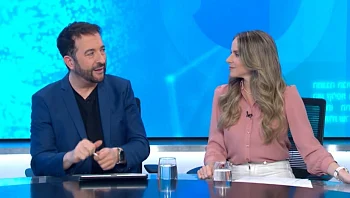 האם דליה מרובה וקרמים מונעים קמטים?