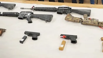 באמצעות סוכנים סמויים: עשרות נעצרו בנגב בחשד לסחר באמל"ח