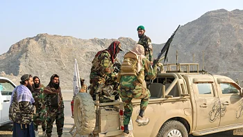 לאחר גל תקיפות: פקיסטן הכריזה על "מלחמה פתוחה" נגד הטליבאן