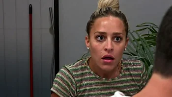 "צופה בפרק בזמן חופה": המעריצים שלקחו את האח הגדול צעד קדימה 