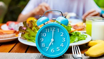 צום לסירוגין: הטרנד הבריא שכבש את העולם - ומה באמת אומרים הרופאים