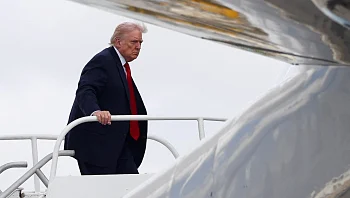 טראמפ: לא נישאר באיראן זמן רב; מצר הורמוז ייפתח אחרי שנעזוב