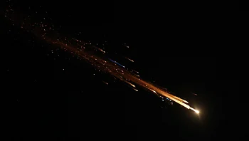 ירי מאיראן למרכז ואזור י-ם; דיווחים על שתי זירות פגיעה במרכז