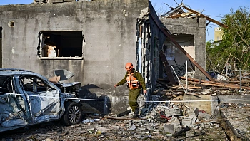 בנק הפועלים יעניק סיוע מיידי ללקוחות שבתיהם נפגע בזרזיר