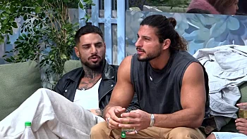 טיימליין ״האח הגדול״, היום ה-5: השבת הראשונה בבית לא רגועה