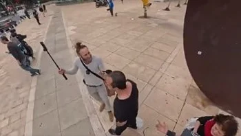 ניסה להפריד בין פעיל ימין למוחה בת"א - ועוכב: "רוצים להרתיע"