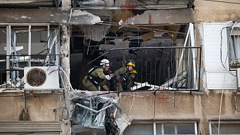 רצף שיגורים מאיראן ומלבנון: פצועים בינוני וקל במספר זירות במרכז