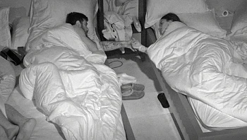 "אף אחת לא נוגעת בו": טל ותמיר מתקרבים