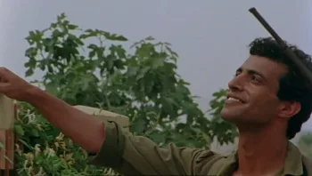 שוב בבוץ הלבנוני: יוצרי "שתי אצבעות מצידון" מציינים 40 שנה