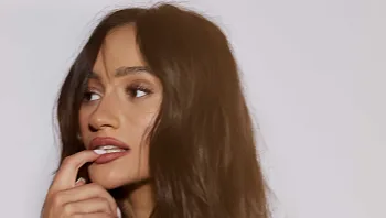 אגם בוחבוט פותחת הכול על הצעד הלא פשוט שעברה בחייה האישיים