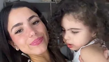 "לא ממליצה להפוך לאמא בגיל 18": לירז ארז בפוסט חשוף