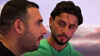 עם סיפור חיים מורכב: הפרטים המפתיעים שגילינו על הדיירים