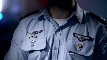 ציידי הטילים: עם החיילים בבור - שמכריעים בין יירוט לנפילה