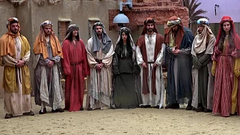 ותאמר פטל להודיה - "תיזהרי ממני": פסח בבית האח הגדול מתחיל