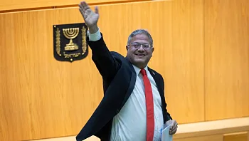 בזמן שבמליאה ידעו על נפילת הלוחמים: בן גביר פתח שמפניות