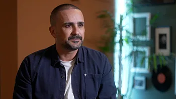 הפודקאסט שראיין את המואשם באונס לצד עבריינים - ועורר סערה