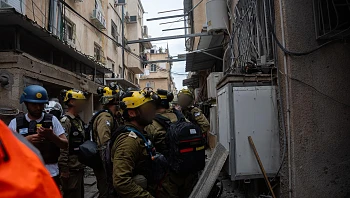 ירי נרחב מאיראן: 14 פצועים במרכז, בהם ילדה בת 11 במצב אנוש