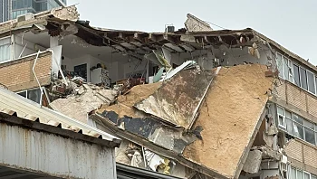 מבנה קרס בתל אביב: שני פצועים בינוני חולצו מההריסות