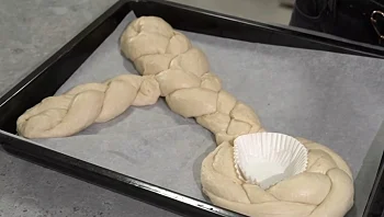 סגולה לפרנסה: מה עומד מאחורי חלת המפתח - ואיך תכינו בעצמכם?