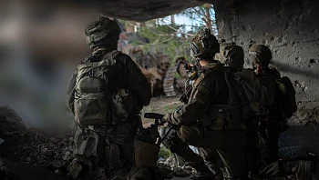 צה"ל: לוחם נפצע קשה ו-4 קל מירי רקטות בדרום לבנון